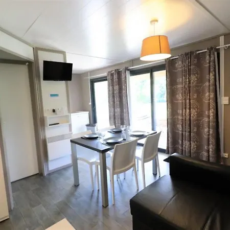 Charmant Chalet Au Calme Avec Terrasse Pres De Nombreuses Activites - Fr-1-742-391 Ferienhaus